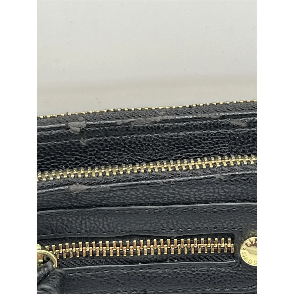 Steve Madden Black Faux Leather Wristlet Pouch Purse Handbag‎ Used